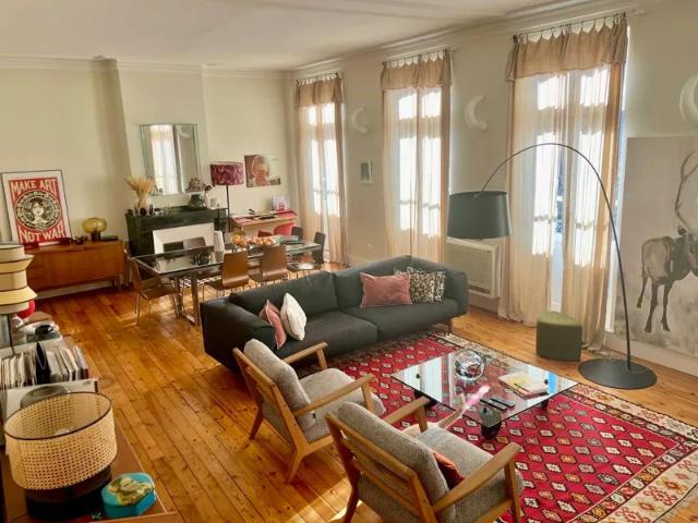 Location Appartement Rue Caffarelli, Toulouse