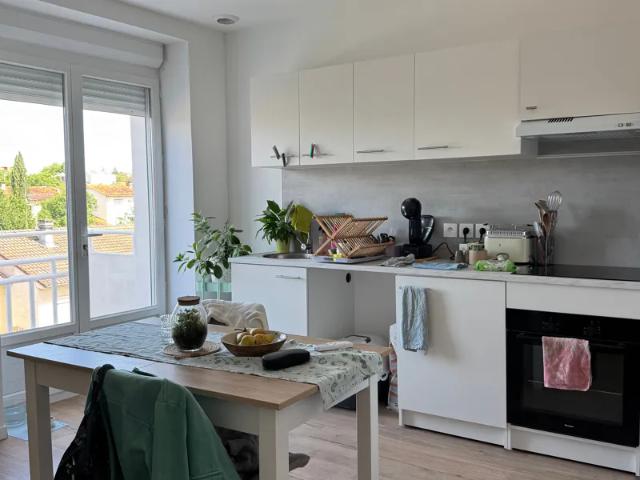 Location Appartement Rue Cambos, Castres