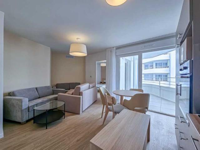 Location Appartement Rue Camille Claudel, Bezons