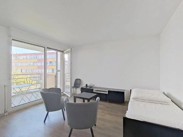 Location Appartement Rue Camille Desmoulins, Lyon