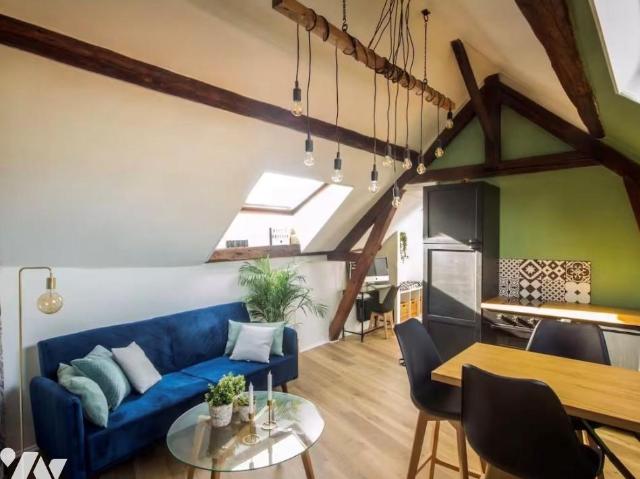 Location Appartement Rue Camille Lenoir, Reims