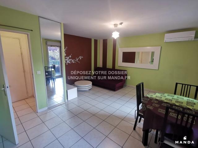 Location Appartement Rue Camille Roy, Lyon