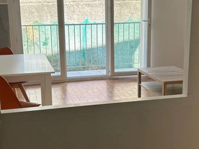 Location Appartement Rue Canteduc, Nîmes