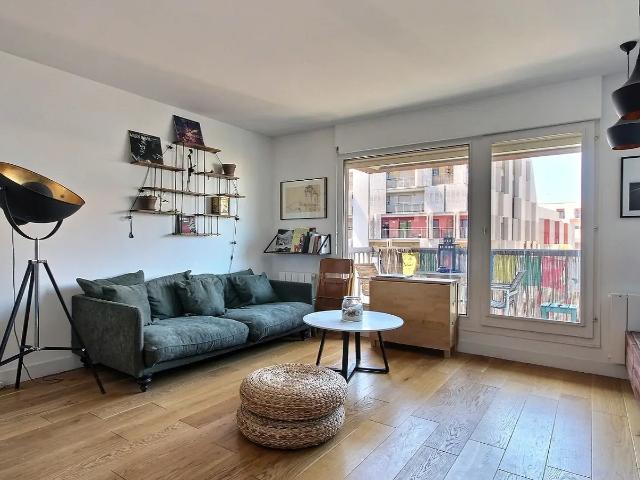 Location Appartement Rue Cardinet, Paris