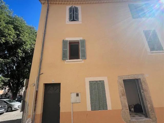 Location Appartement Rue Cariamette, Brignoles