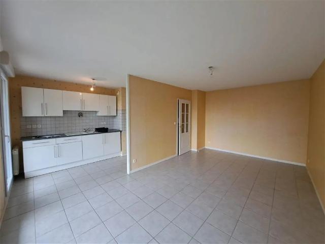 Location Appartement Rue Carles, Saint Marcellin