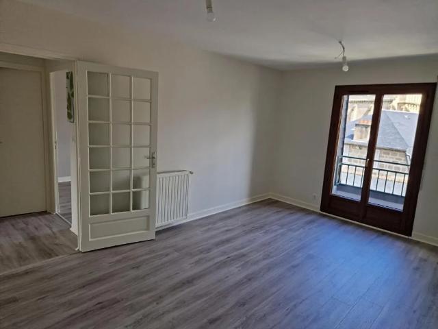 Location Appartement Rue Carnot, Brive la Gaillarde