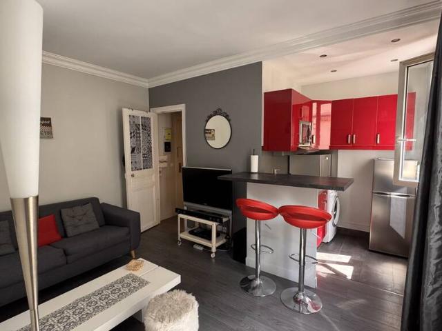 Location Appartement Rue Carpeaux, Paris