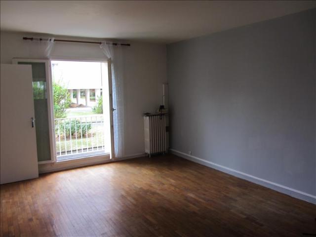 Location Appartement Rue Carves, Montrouge
