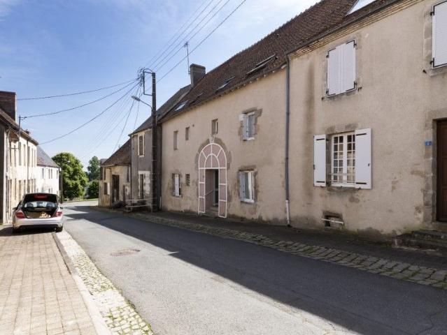 Location Appartement Rue Casse Cou, Aigurande