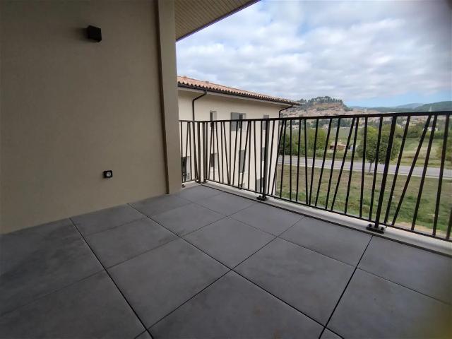 Location Appartement Rue Ceux de Dien Bien Phu, Cadenet