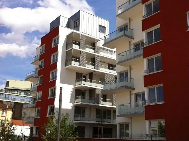 Location Appartement Rue Challemel Lacour, Lyon