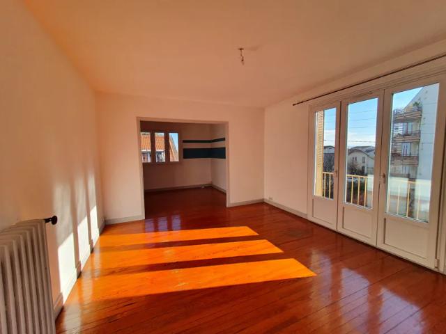 Location Appartement Rue Champfleuri, Clermont Ferrand