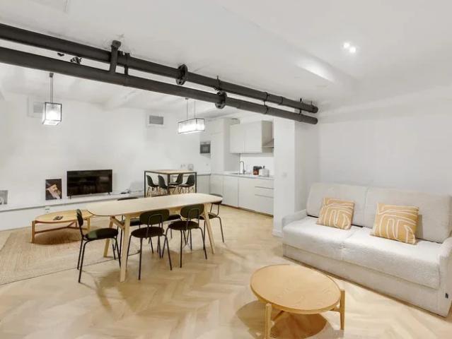 Location Appartement Rue Championnet, Paris