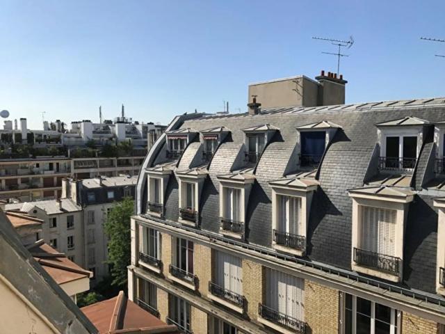 Location Appartement Rue Chanez, Paris
