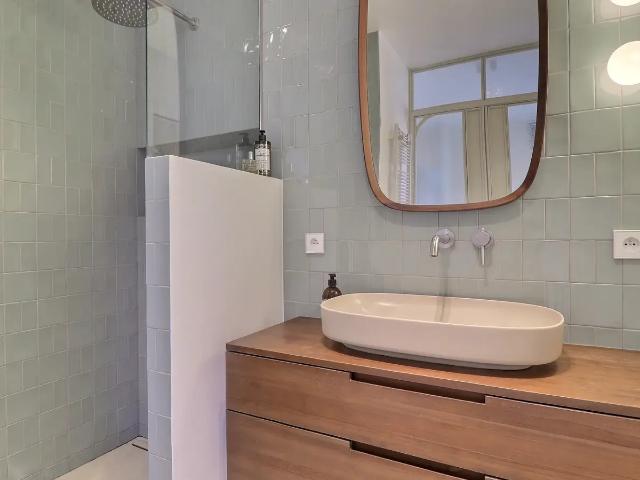 Location Appartement Rue Chapon, Paris