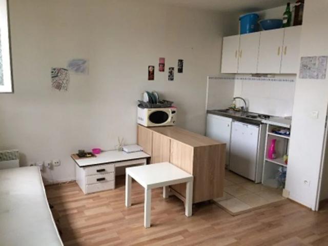 Location Appartement Rue Charles Thellier de Poncheville, Valenciennes
