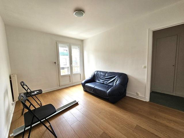 Location Appartement Rue Charles de Gaulle, Orsay
