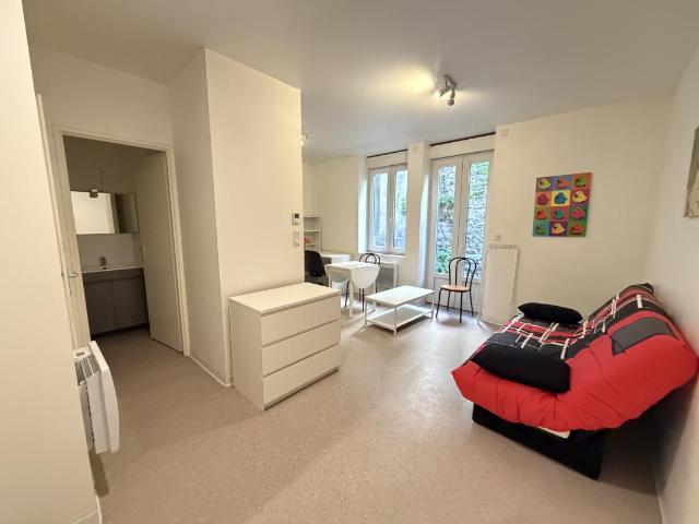 Location Appartement Rue Charles de Gaulle, Saint Étienne