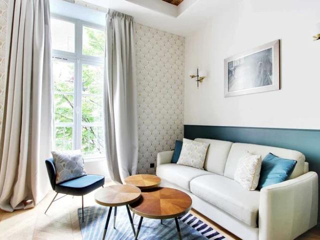 Location Appartement Rue Charles François Dupuis, Paris