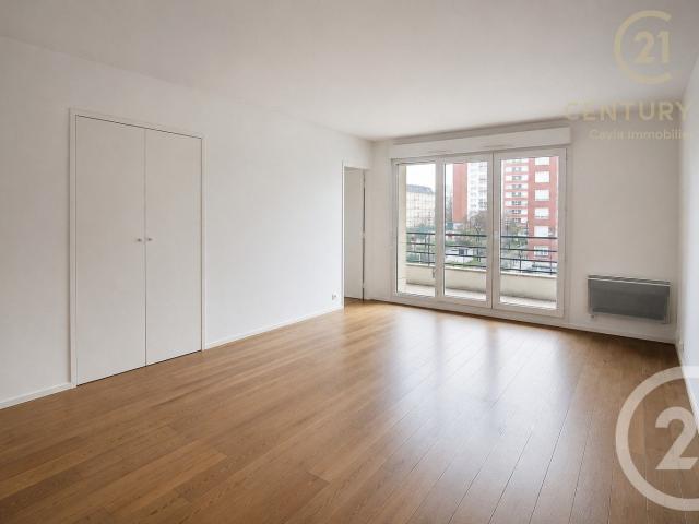 Location Appartement Rue Charles Lorilleux, Puteaux