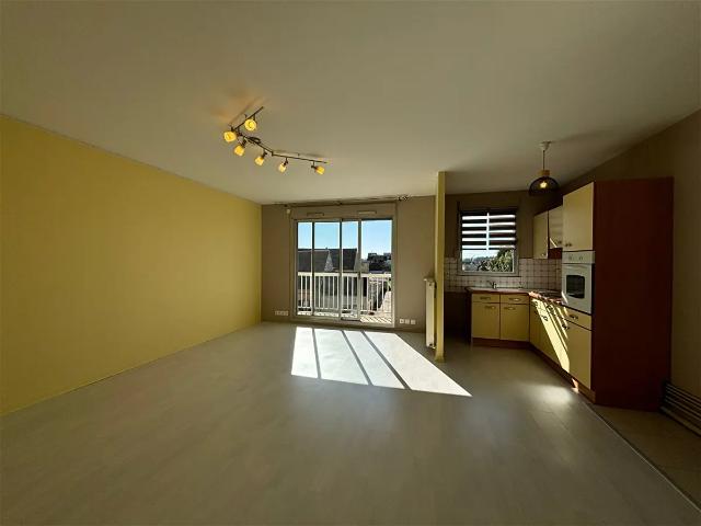Location Appartement Rue Charles Michels, Sens