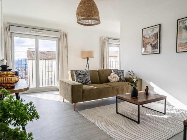 Location Appartement Rue Charlie Chaplin, Le Péage de Roussillon