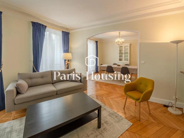 Location Appartement Rue Chevert, Paris