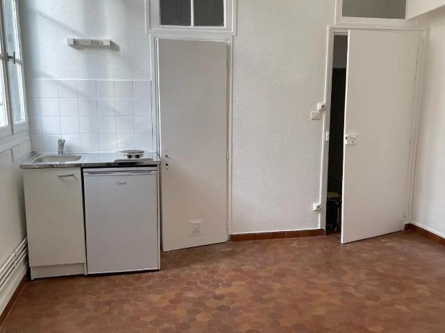 Location Appartement Rue Claude Cazotte, Dijon