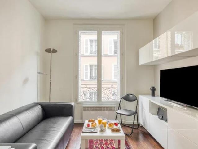 Location Appartement Rue Claude Decaen, Paris