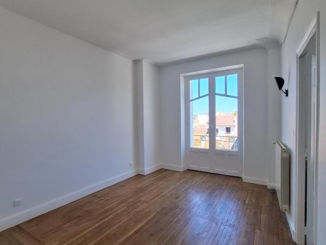 Location Appartement Rue Claude Decloître, Bellerive sur Allier