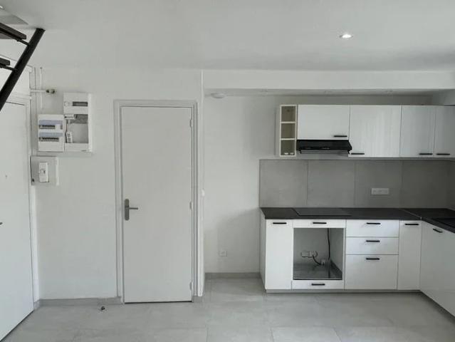 Location Appartement Rue Claude Debussy, Grenoble