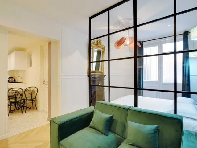 Location Appartement Rue Claude Rodier, Paris