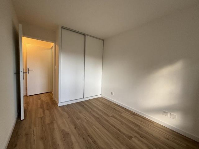 Location Appartement Rue Claudius Rougenet, Toulouse