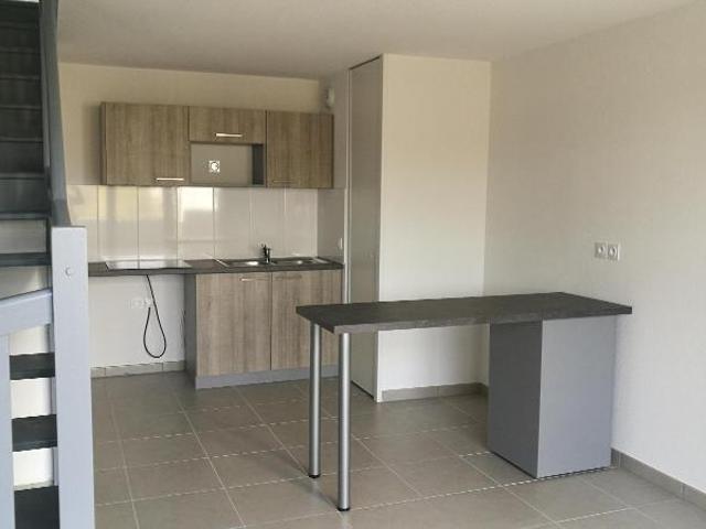 Location Appartement Rue Clément Ader, Cenon