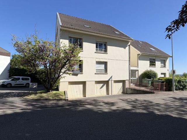 Location Appartement Rue Clément Marot, Vandœuvre lès Nancy