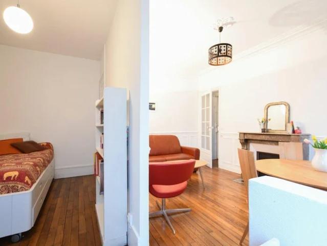 Location Appartement Rue Clisson, Paris