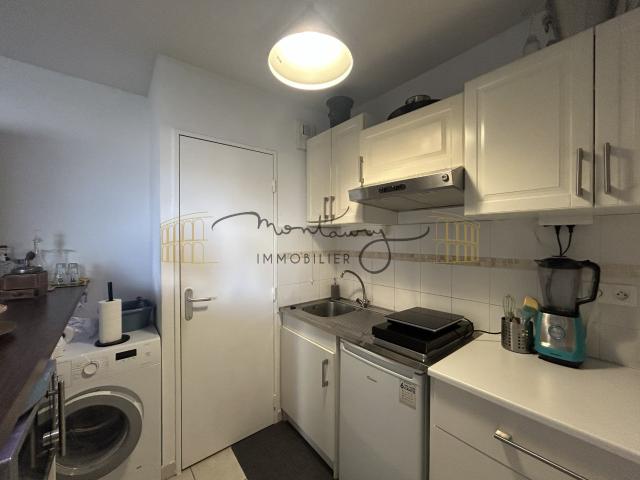 Location Appartement Rue Clovis, Nîmes