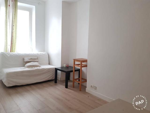 Location Appartement Rue Clovis Hugues, Paris