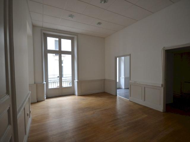 Location Appartement Rue Crébillon, Nantes