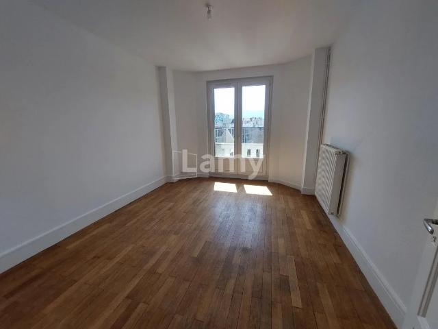 Location Appartement Rue Crépu, Grenoble