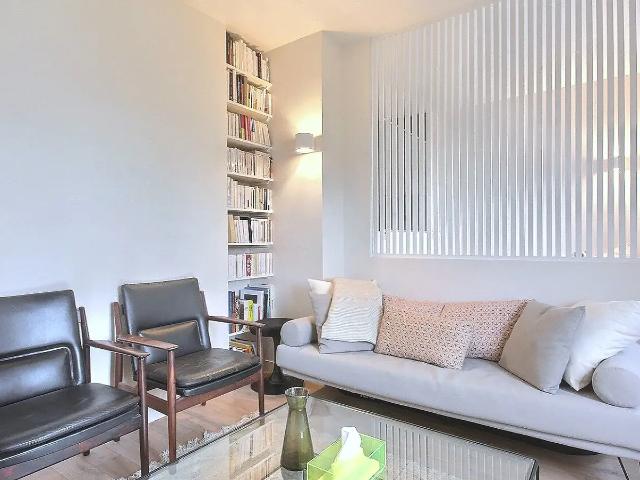 Location Appartement Rue Labat, Paris