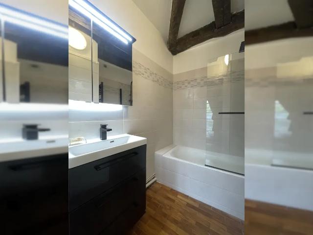 Location Appartement Rue Amyot, Paris