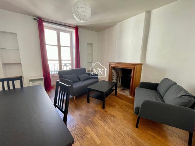 Location Appartement Rue Ambroise Paré, Laval