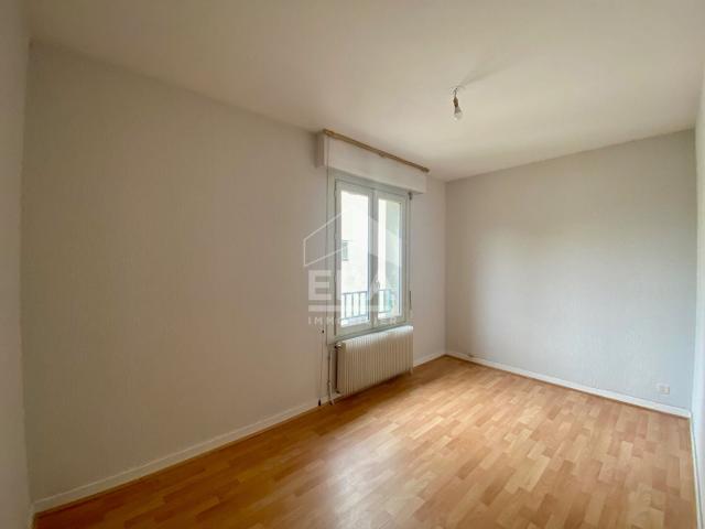 Location Appartement Rue Amiral Ribourt, Châteauroux