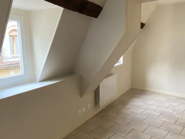 Location Appartement Rue Amiral Roussin, Dijon