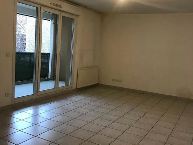 Location Appartement Rue Antoine Charial, Lyon