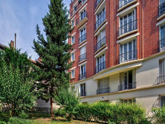 Location Appartement Rue Antoinette Fouque, Paris