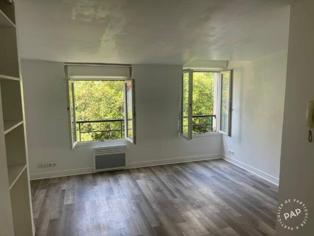 Location Appartement Rue Antoinette Fouque, Paris