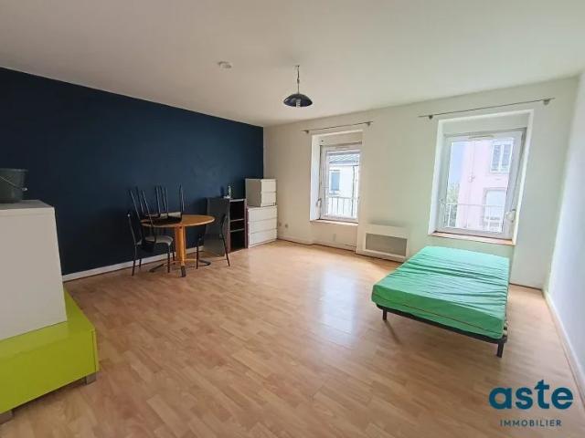 Location Appartement Rue Anatole France, Brest
